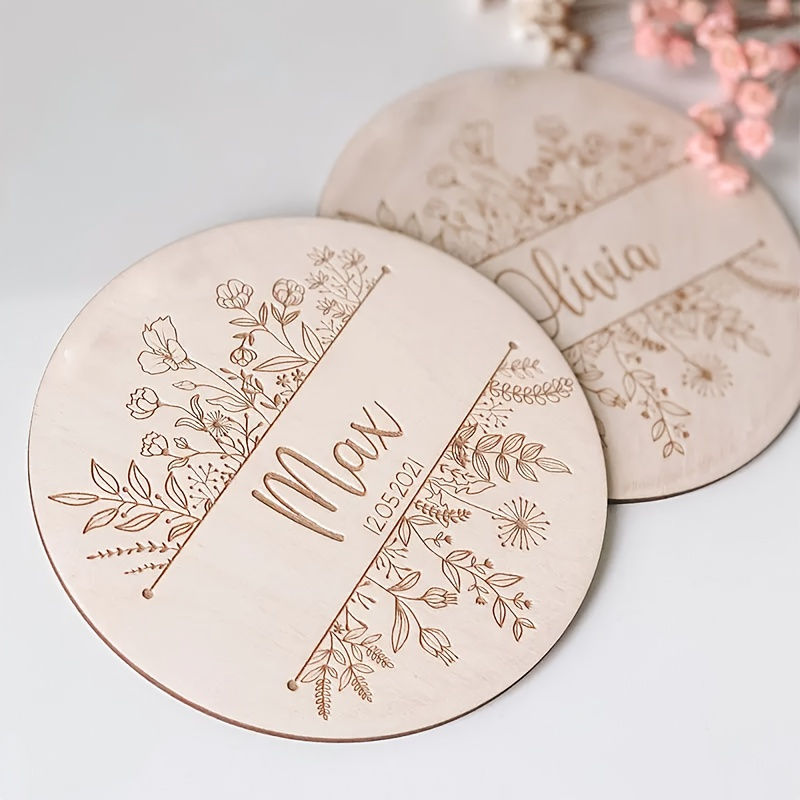 Personalisierte Blumen-Gravur  – Baby Nursery Sign Bewertung und Preis